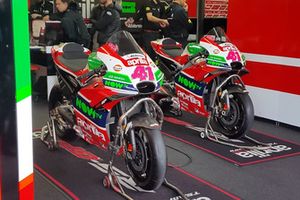 La moto d'Aleix Espargaro, Aprilia Racing Team Gresini