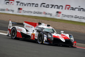 #8 Toyota Gazoo Racing Toyota TS050: Sebastien Buemi, Kazuki Nakajima, Fernando Alonso, dans la voie des stands