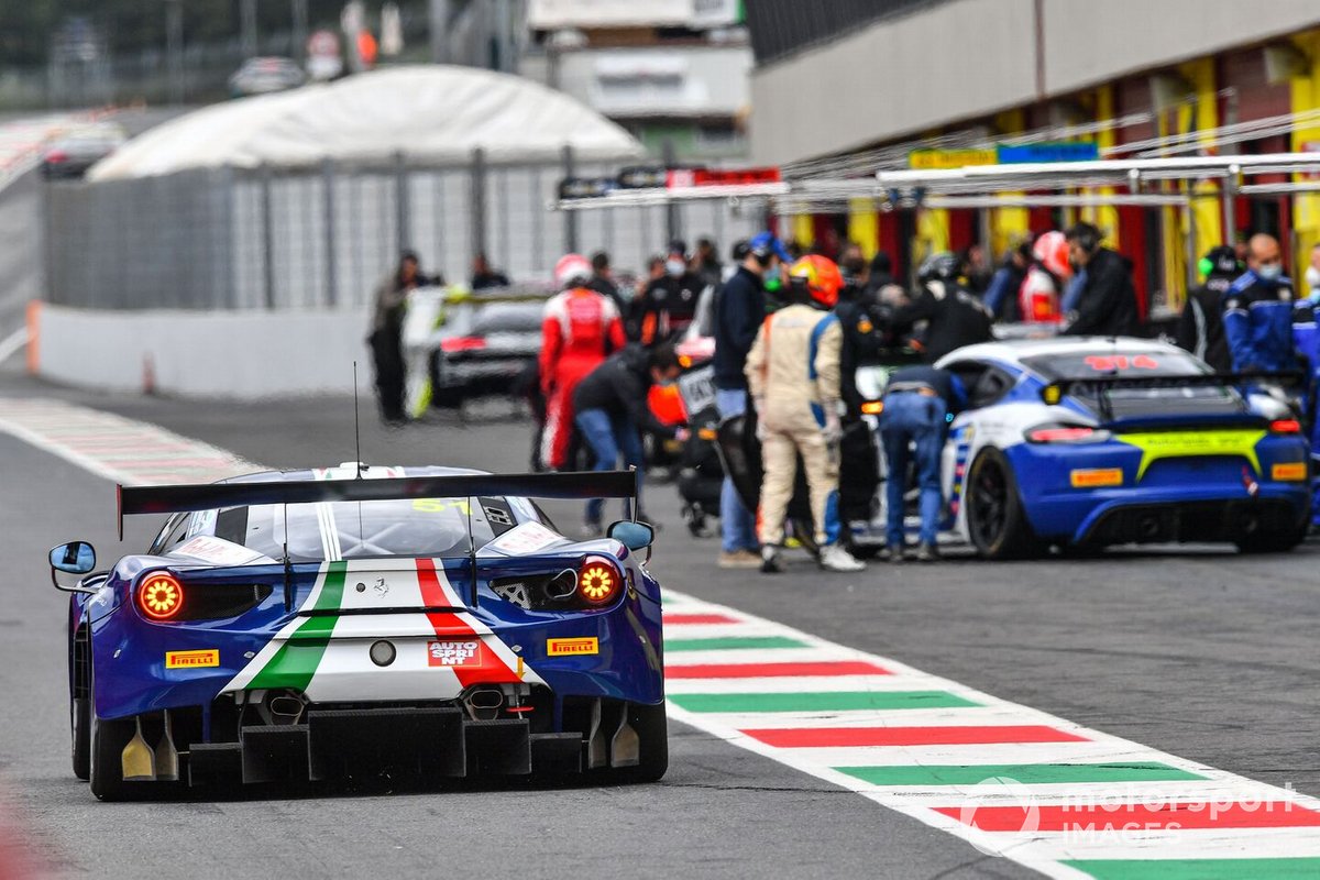 Azione in pit-lane
