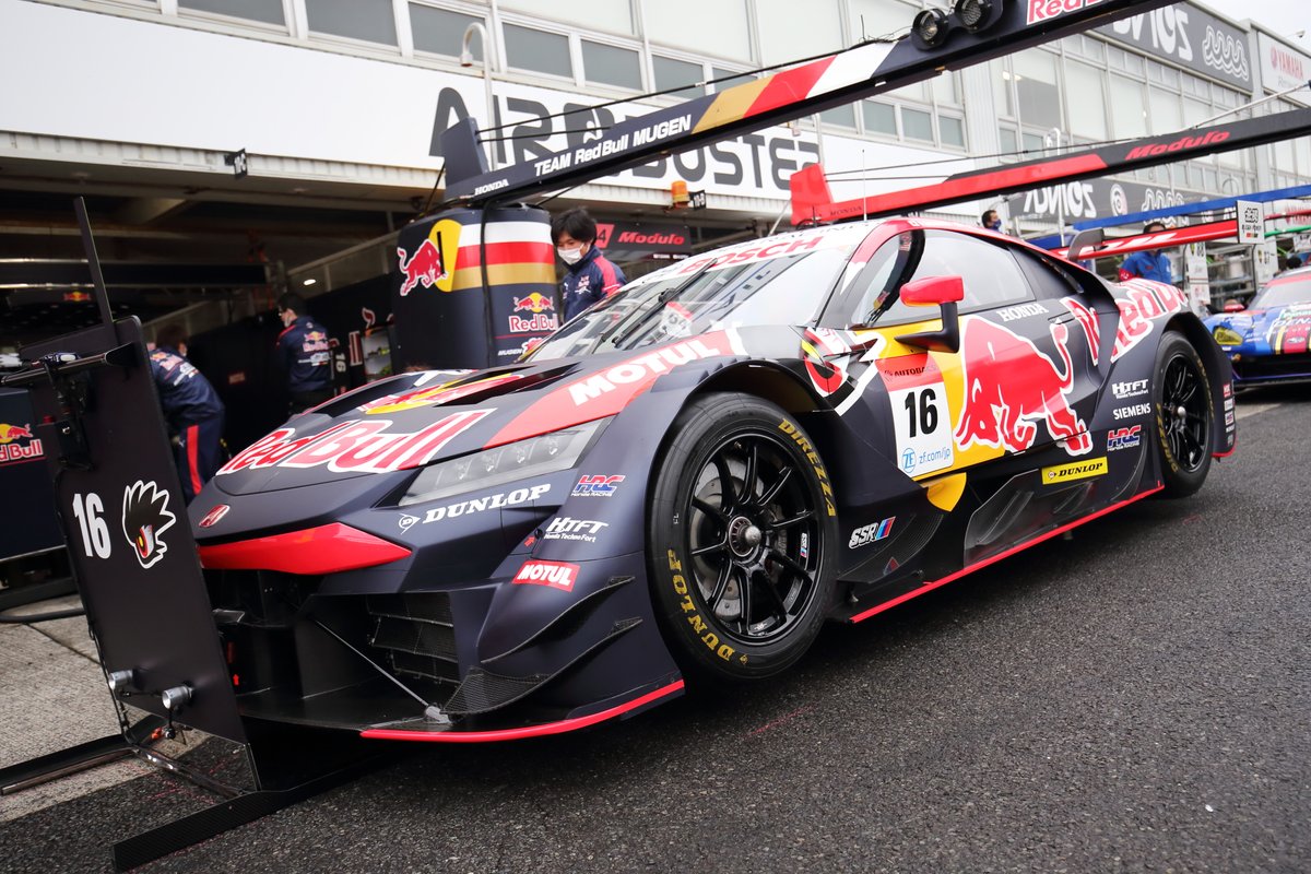 #16 Red Bull MOTUL MUGEN NSX-GT