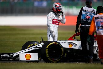 Kimi Raikkonen, Alfa Romeo Racing C38 yolda kalıyor