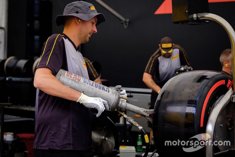 Pirelli çalışanları