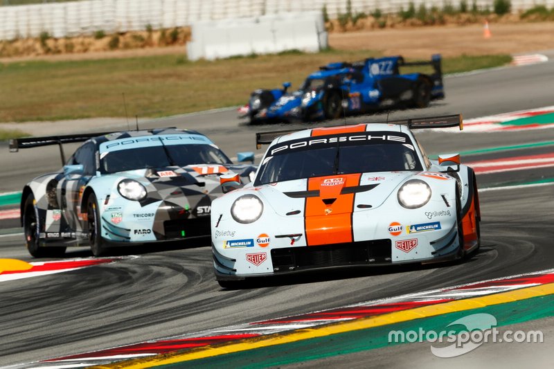#86 Gulf Racing Porsche 911 RSR: Michael Wainwright, Benjamin Barker, Nico Bastian, Andrew Watson