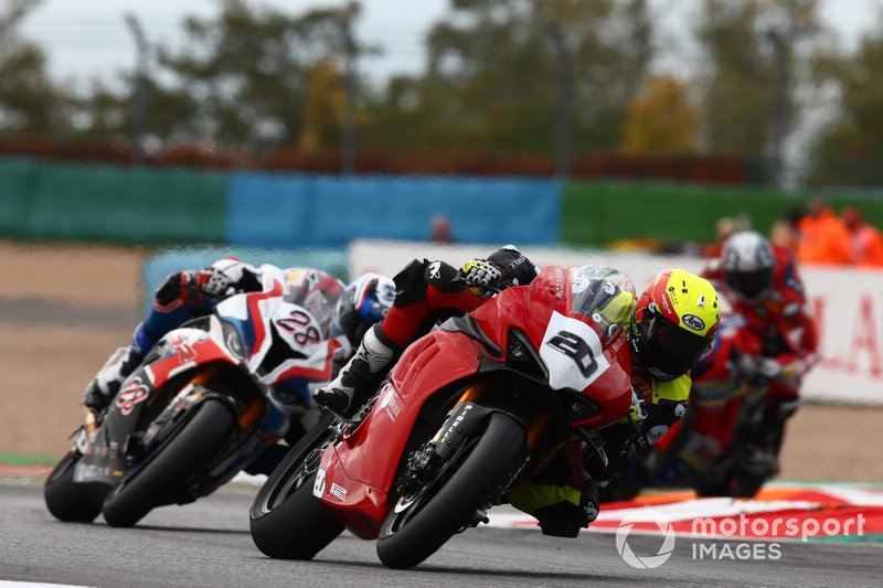 Barrier, Markus Reiterberger, BMW Motorrad WorldSBK Team