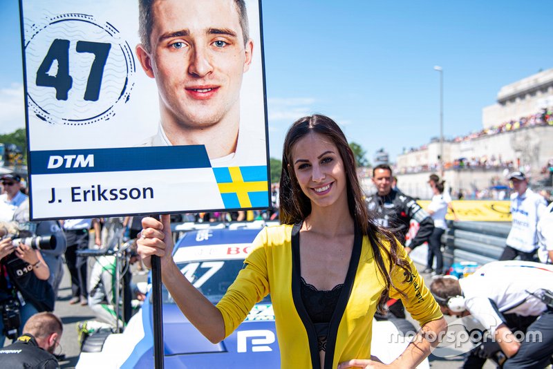 Grid girl, Joel Eriksson, BMW Team RBM, BMW M4 DTM