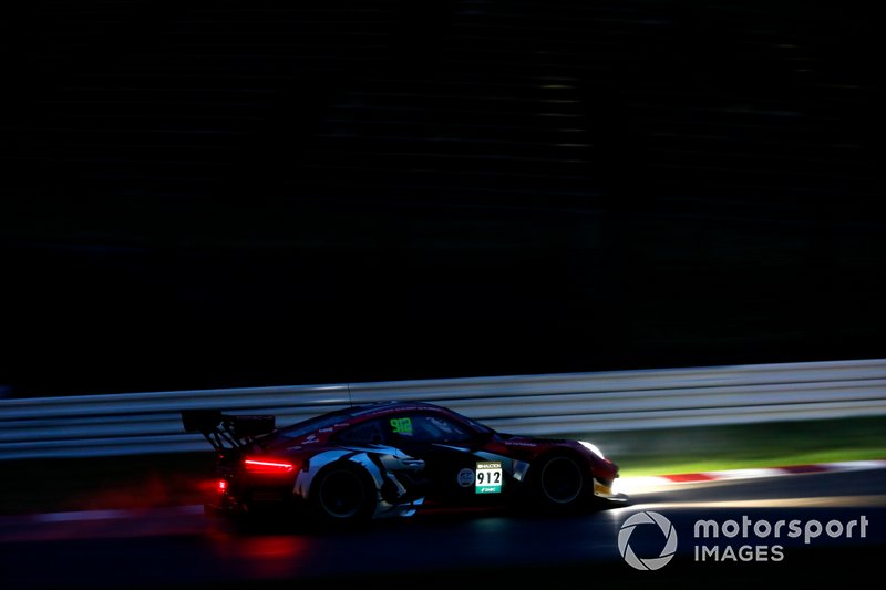 #912 Absolute Racing Porsche 911 GT3 R: Dirk Werner, Dennis Olsen, Matt Campbell