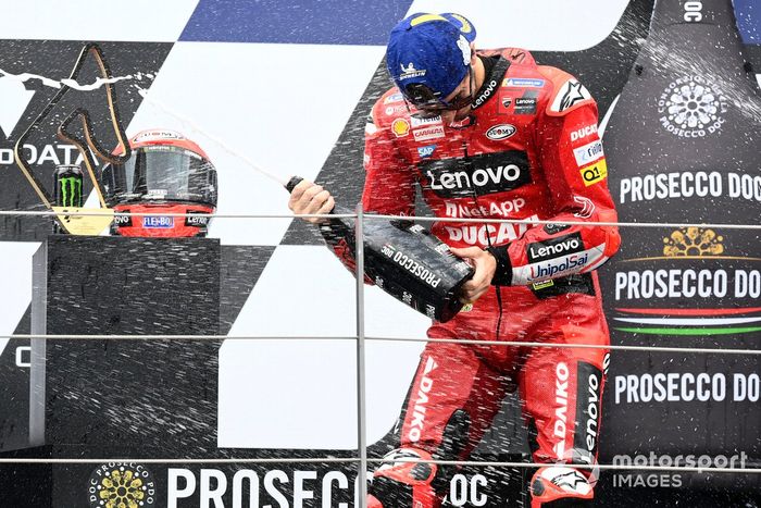 Podio: ganador Francesco Bagnaia, Ducati Team