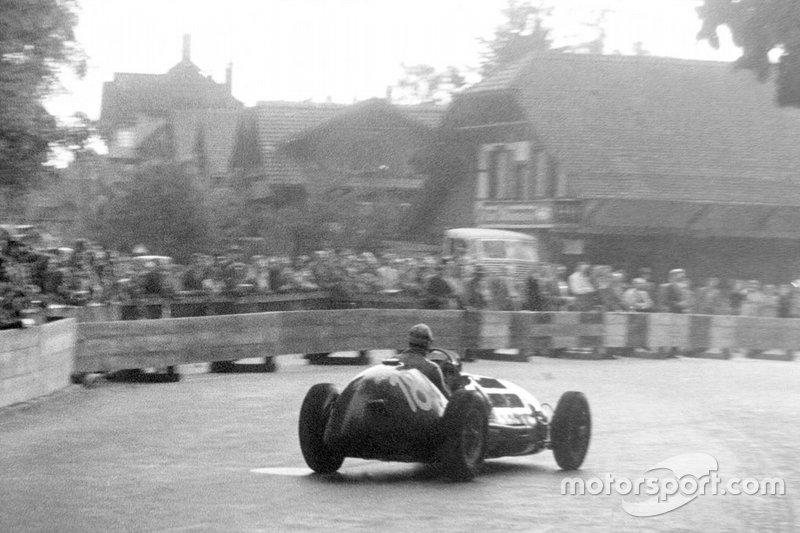 As edições de 1950, vencida por Alberto Ascari, e 1960, ganhada por Joakim Bonnier, não valeram pelo campeonato. 