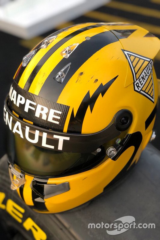 Nico Hulkenberg'in kask tasarımı, Renault F1 Team