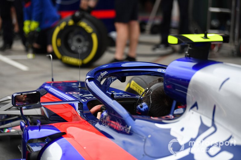 Toro Rosso STR14 Cockpit