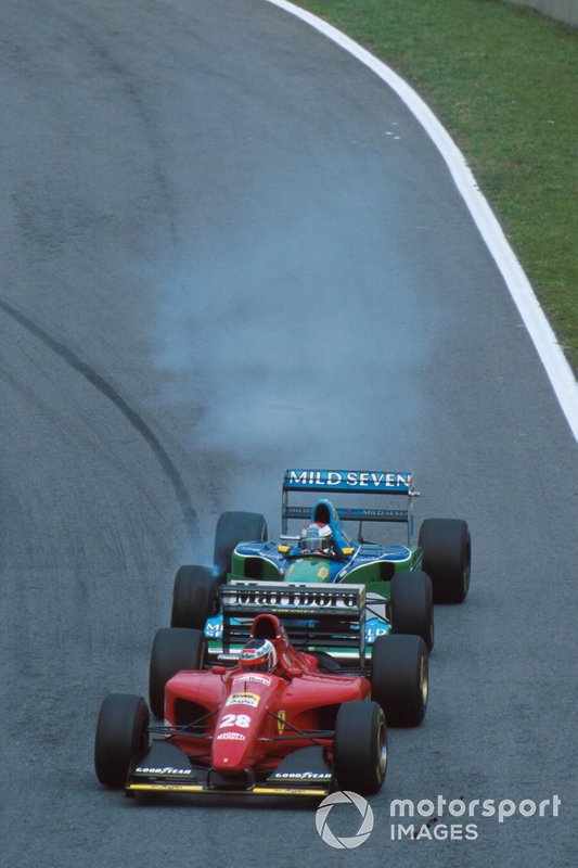 Jos Verstappen, Benetton B194 ve Gerhard Berger, Ferrari 412T1