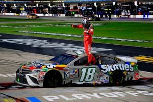 Race winner Kyle Busch, Joe Gibbs Racing, Toyota Camry