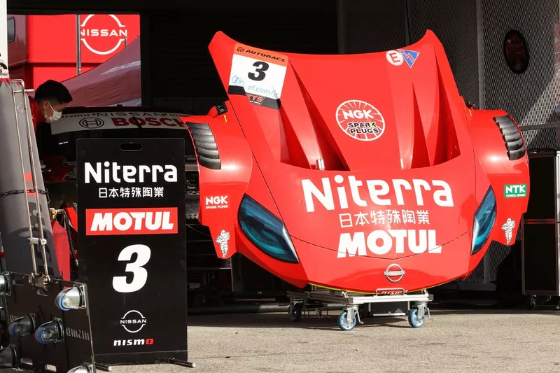 #3 Niterra MOTUL Z