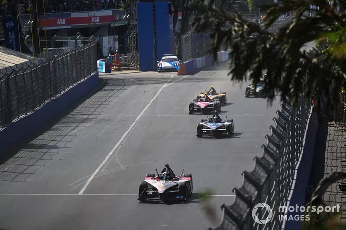 Oliver Rowland, Mahindra Racing, Mahindra M9Electro, Dan Ticktum, NIO 333 FE Team, NIO 333 ER9, Andre Lotterer, Andretti Autosport, Porsche 99X Electric Gen3