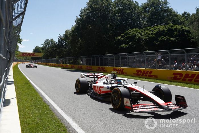 Mick Schumacher, Haas VF-22