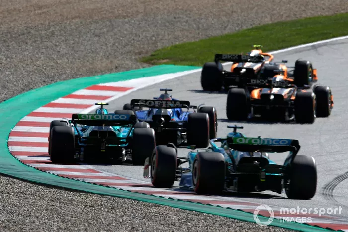 Lando Norris, McLaren MCL36, Daniel Ricciardo, McLaren MCL36, Alex Albon, Williams FW44, Sebastian Vettel, Aston Martin AMR22, Lance Stroll