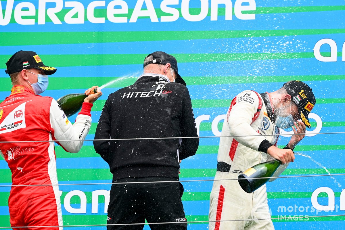 Podio: Luca Ghiotto, Hitech Grand Prix y Mick Schumacher, Prema Racing