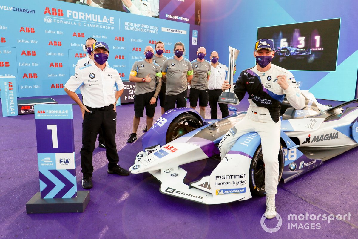 Roger Griffiths, Team Principal, BMW i Andretti Motorsport, Maximilian Gunther, BMW I Andretti Motorsports, primo classificato