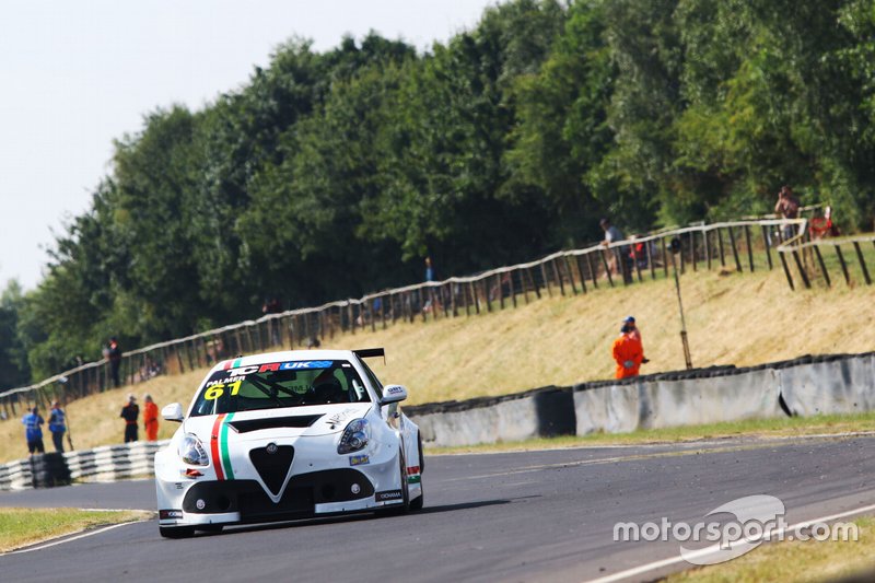 Derek Palmer, DPE Motorsport, Alfa Romeo Giulietta TCR