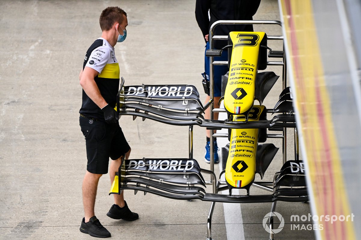El ala delantera del monoplaza de Daniel Ricciardo, Renault F1 Team R.S.20
