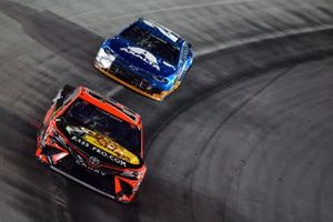 Martin Truex Jr., Joe Gibbs Racing, Toyota Camry Bass Pro Shops, William Byron, Hendrick Motorsports, Chevrolet Camaro Axalta