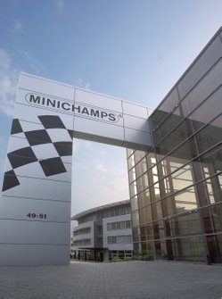 Azienda Minichamps