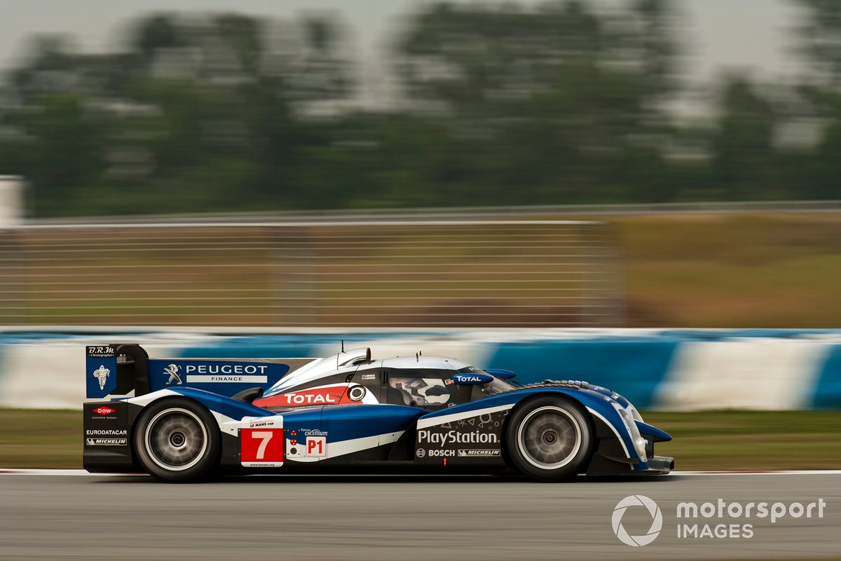 #7 Peugeot Sport Total Peugeot 908: Anthony Davidson, Sebastien Bourdais