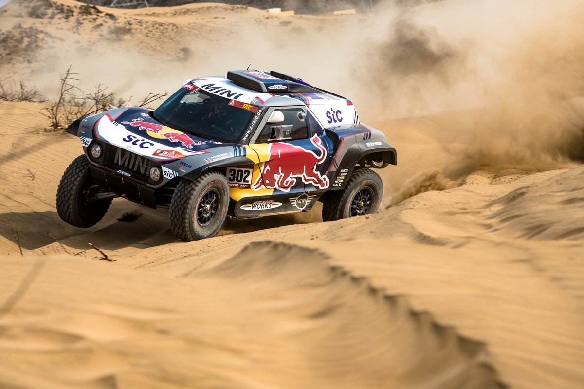 #302 X-Raid Mini JCW Team: Stéphane Peterhansel, Edouard Boulanger