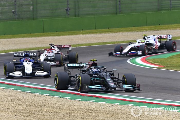 Valtteri Bottas, Mercedes W12, George Russell, Williams FW43B, Kimi Raikkonen, Alfa Romeo Racing C41, Mick Schumacher, Haas VF-21