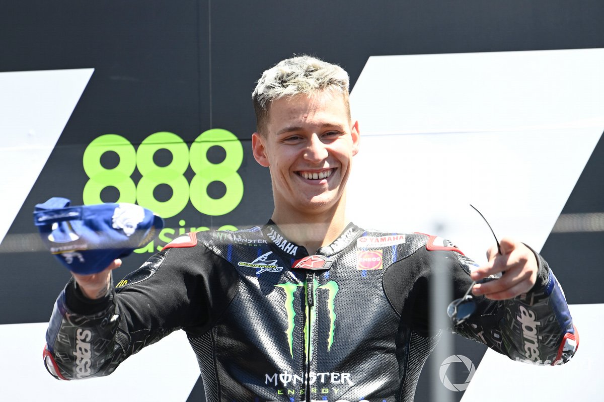 Podio: ganador Fabio Quartararo, Yamaha Factory Racing