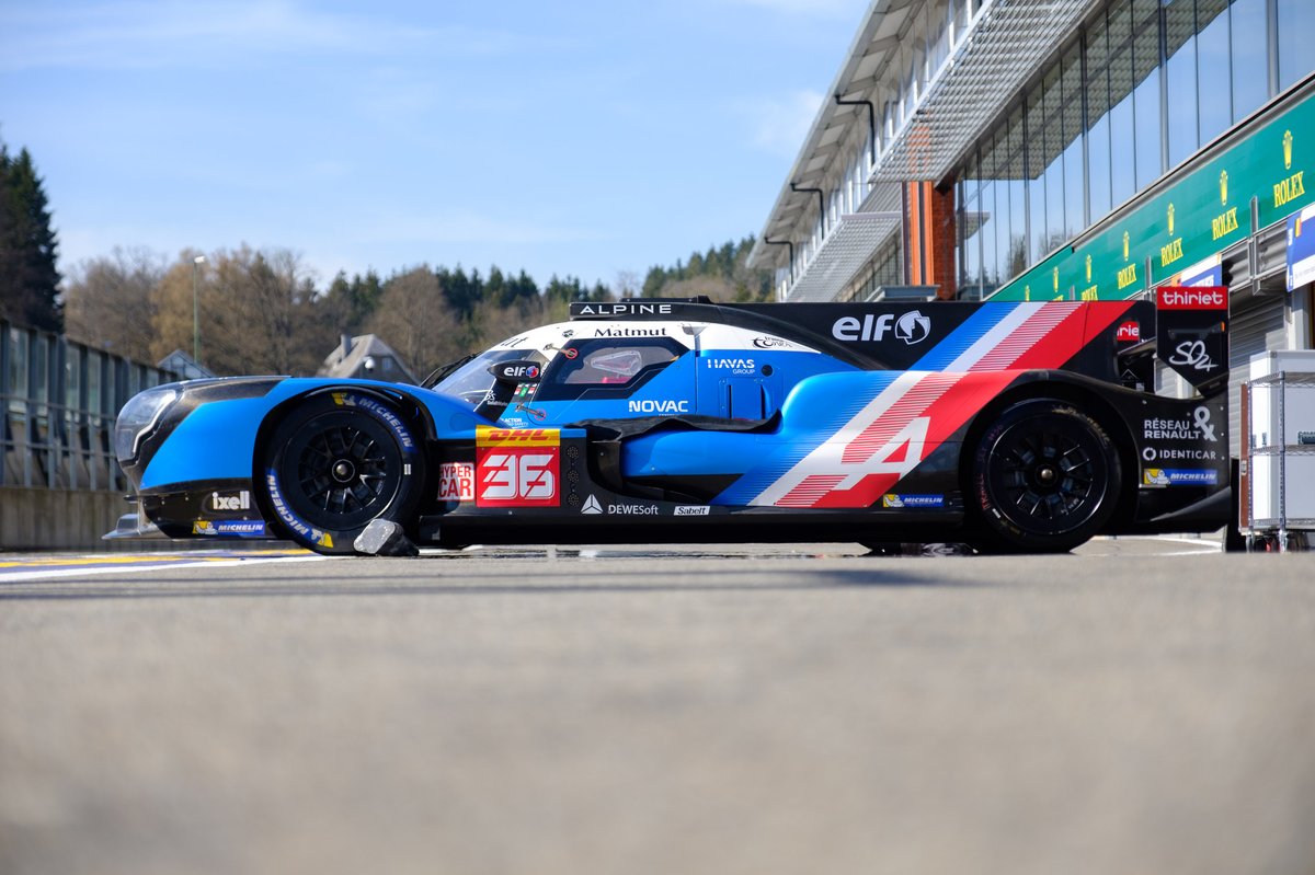 #36 Alpine Elf Matmut Alpine A480 - Gibson: André Negrão, Nicolas Lapierre, Matthieu Vaxiviere