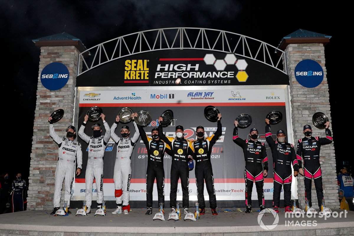 Podio: #5 JDC/Miller MotorSports Cadillac DPi: Tristan Vautier, Sebastien Bourdais, Loic Duval, #55 Mazda Motorsports Mazda DPi: Oliver Jarvis, Jonathan Bomarito, Harry Tincknell, #60 Meyer Shank Racing w/Curb-Agajanian Acura DPi: Olivier Pla, Dane Cameron, Juan Pablo Montoya