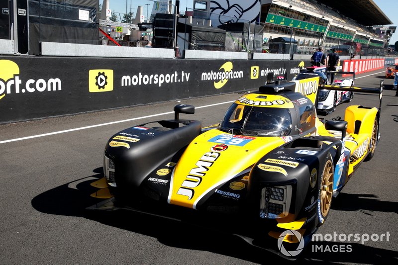 Het knalgeel was gebleven maar werd aangevuld met meer matzwarte tinten, geïnspireerd op het Minardi F1 Team. Daarvan was Jumbo-oprichter en Racing Team Nederland-initiatiefnemer Frits van Eerd groot fan.