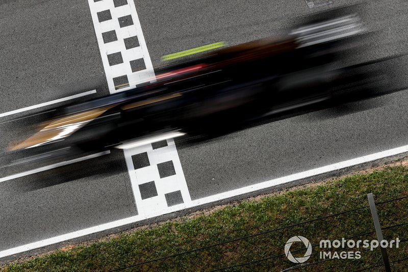 Kevin Magnussen, Haas F1 Team VF-19