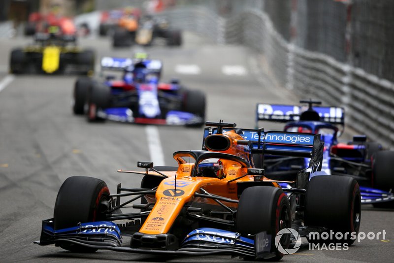 Carlos Sainz Jr., McLaren MCL34