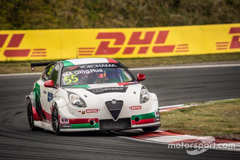 Ma Qing Hua, Team Mulsanne Alfa Romeo Giulietta TCR