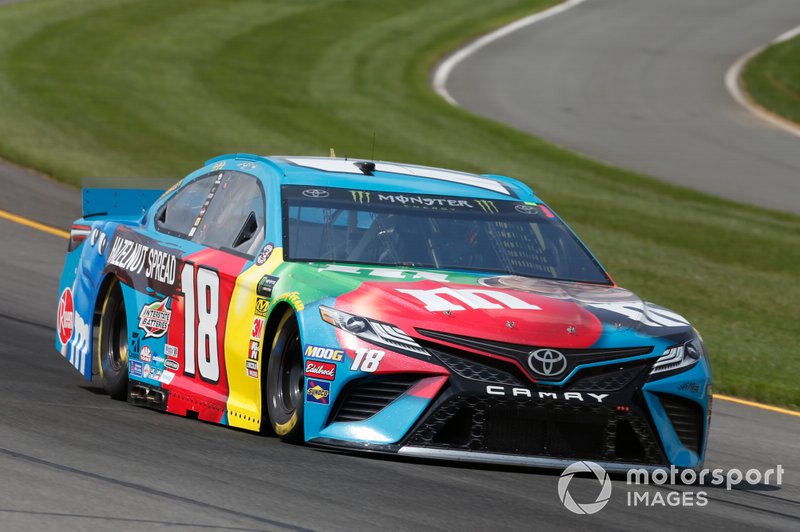 1. Kyle Busch, Joe Gibbs Racing, Toyota Camry