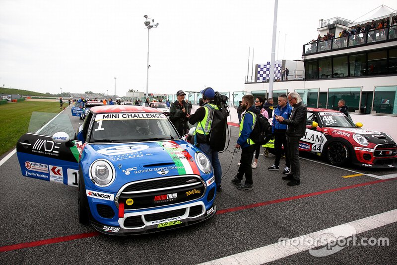 Il poleman Gustavo Sandrucci, Maldarizzi Automotive by Melatini Racing, in griglia di partenza