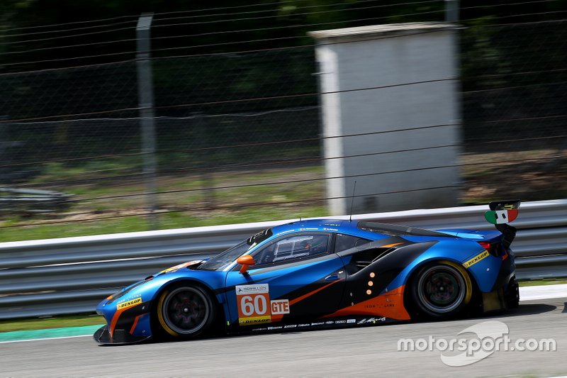 #60 Kessel Racing Ferrari F488 GTE: Claudio Schiavoni, Sergio Pianezzola, Andrea Piccini