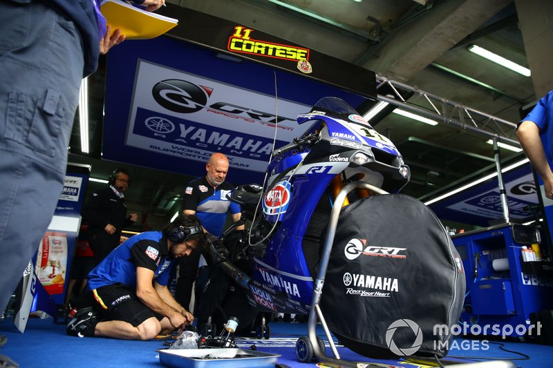 Bike von Sandro Cortese, GRT Yamaha WorldSBK