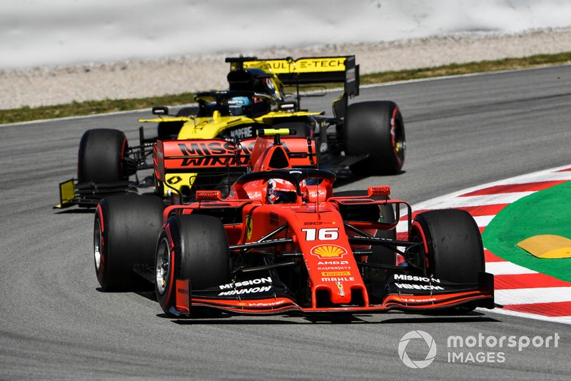 Charles Leclerc, Ferrari SF90, Daniel Ricciardo, Renault R.S.19
