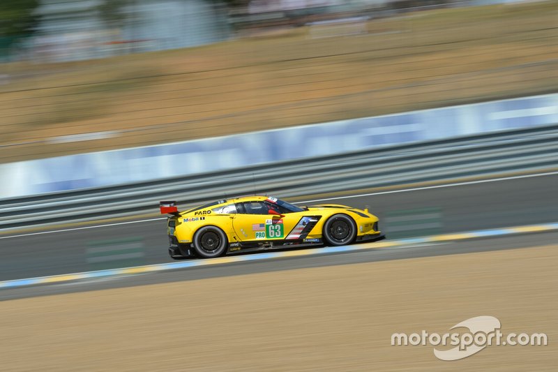 #63 Corvette Racing Chevrolet Corvette C7.R: Jan Magnussen, Antonio García, Mike Rockenfeller
