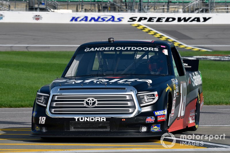 Harrison Burton, Kyle Busch Motorsports, Toyota Tundra Safelite AutoGlass