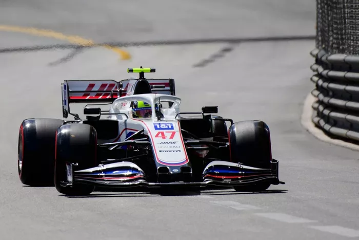 Mick Schumacher, Haas VF-21