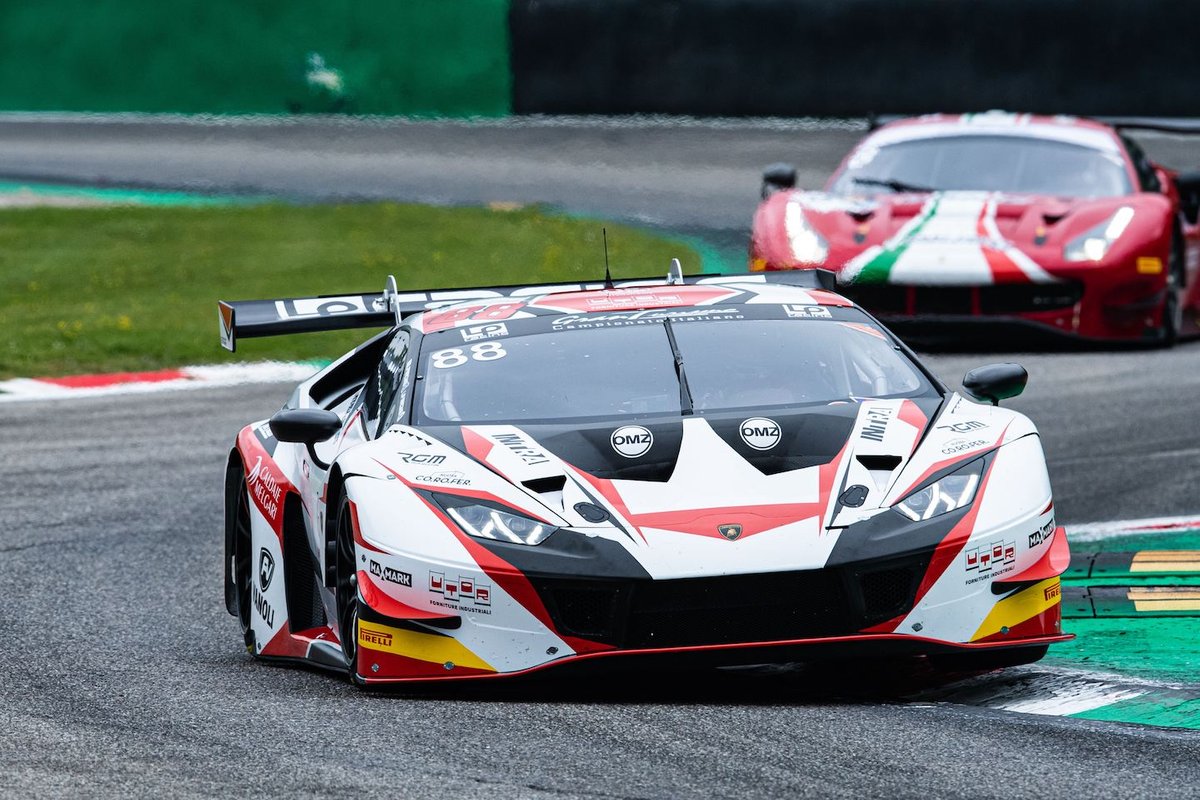 #88 LP Racing, Lamborghini Huracán GT3 Evo: Pietro Perolini, Jonathan Cecotto