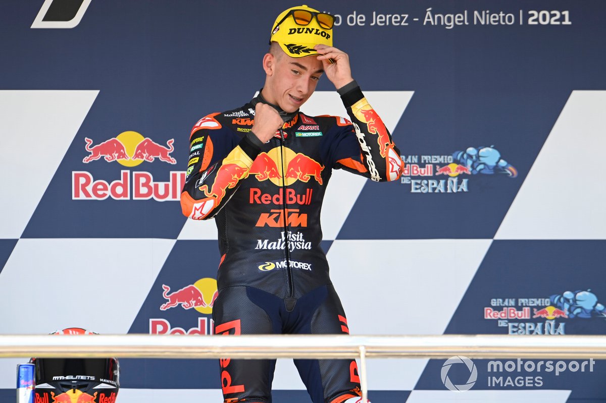 Pedro Acosta, Red Bull KTM Ajo, vince il GP di Spagna