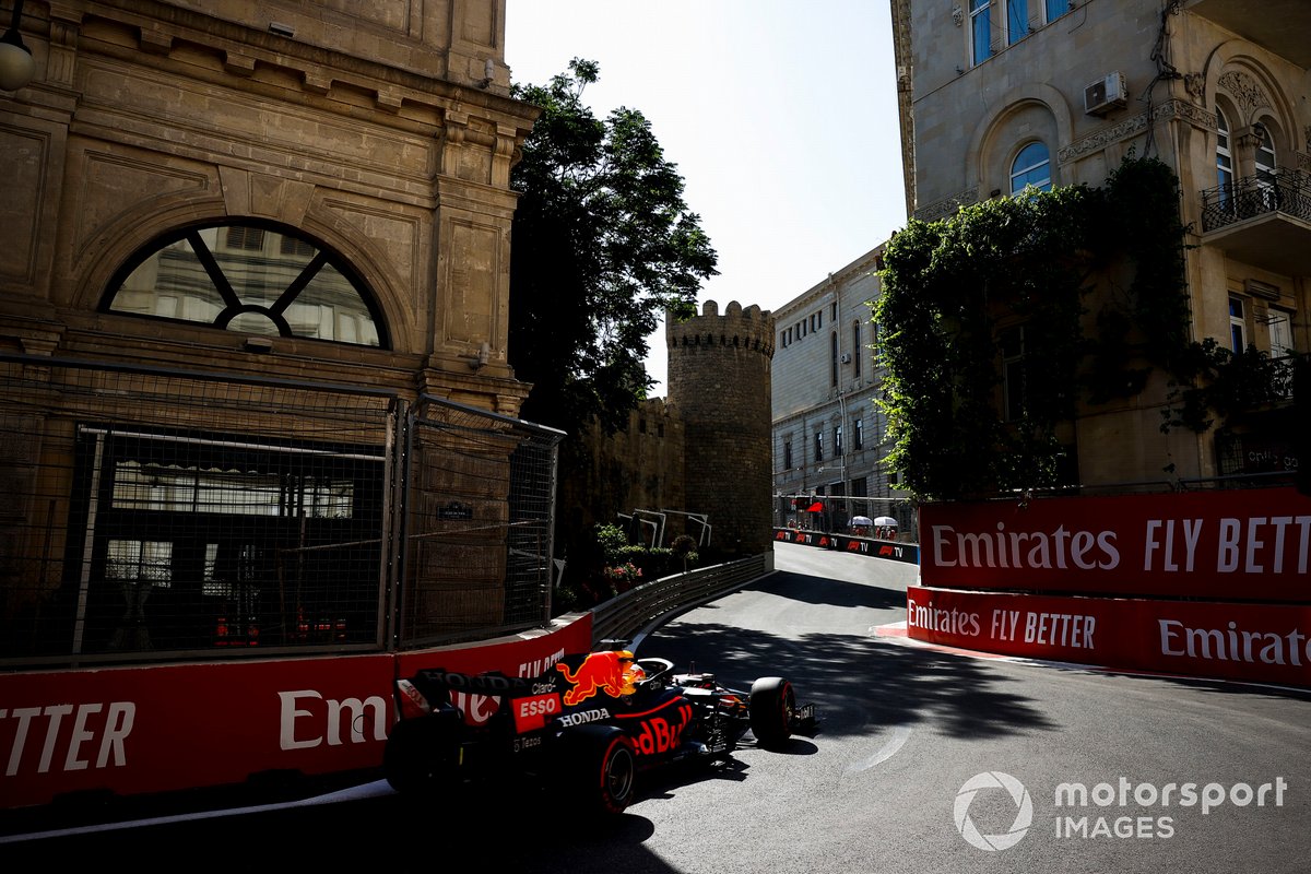 Max Verstappen, Red Bull Racing RB16B