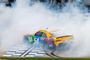 Race winner Kyle Busch, Joe Gibbs Racing, Toyota Supra M&M's