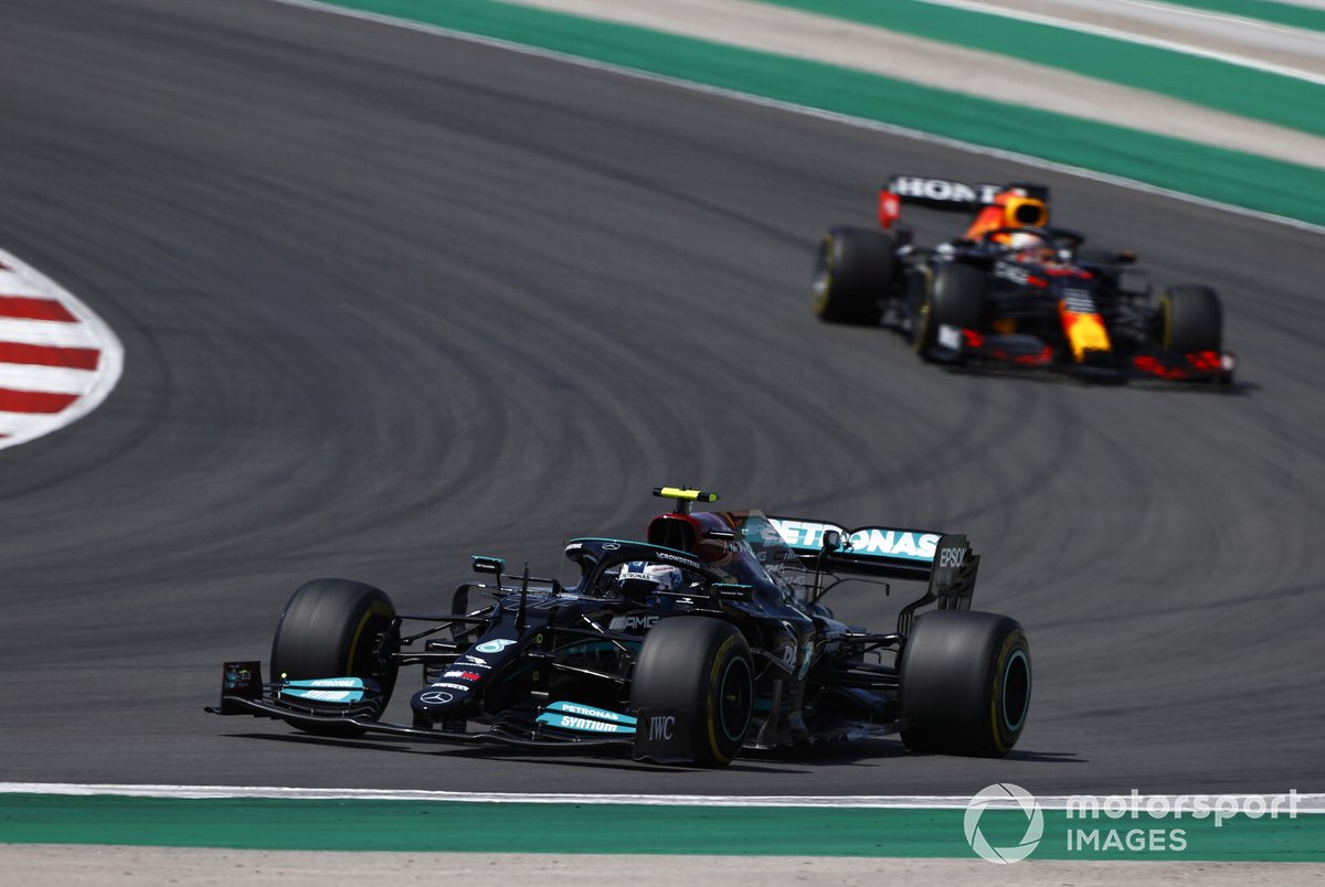 Valtteri Bottas, Mercedes W12, Max Verstappen, Red Bull Racing RB16B