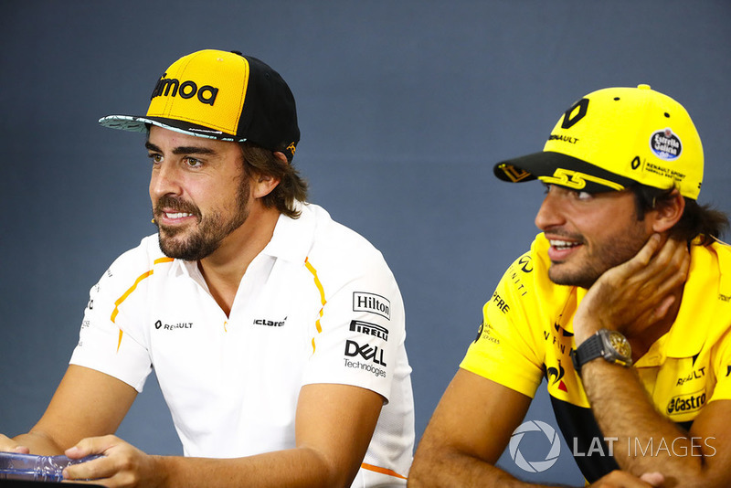 Fernando Alonso, McLaren, and Carlos Sainz Jr., Renault Sport F1 Team, in the Thursday press conference